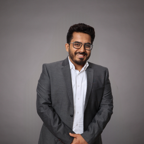 Mitarbeiterportrait von Deepanshu Gmbhir.